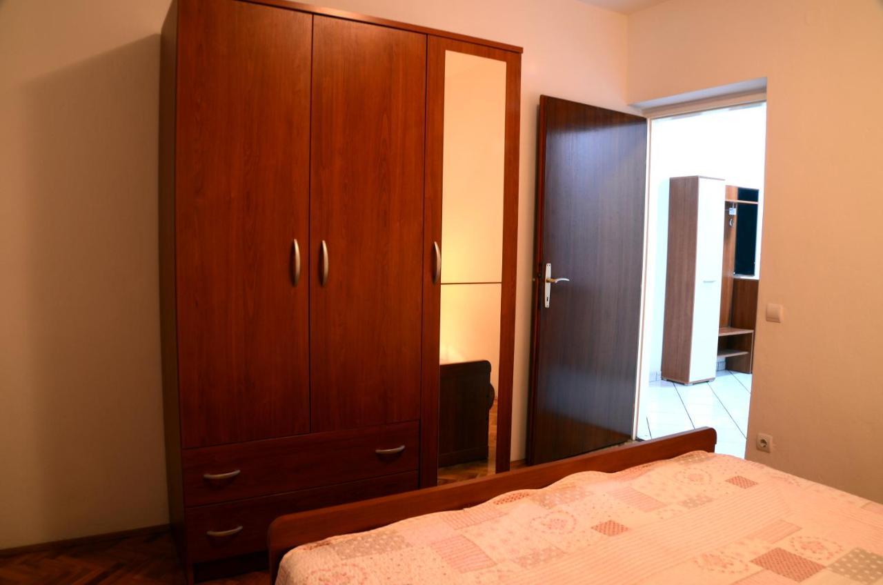Dvosoban Apartman U Centru Grada Биоград-на-Мору Экстерьер фото