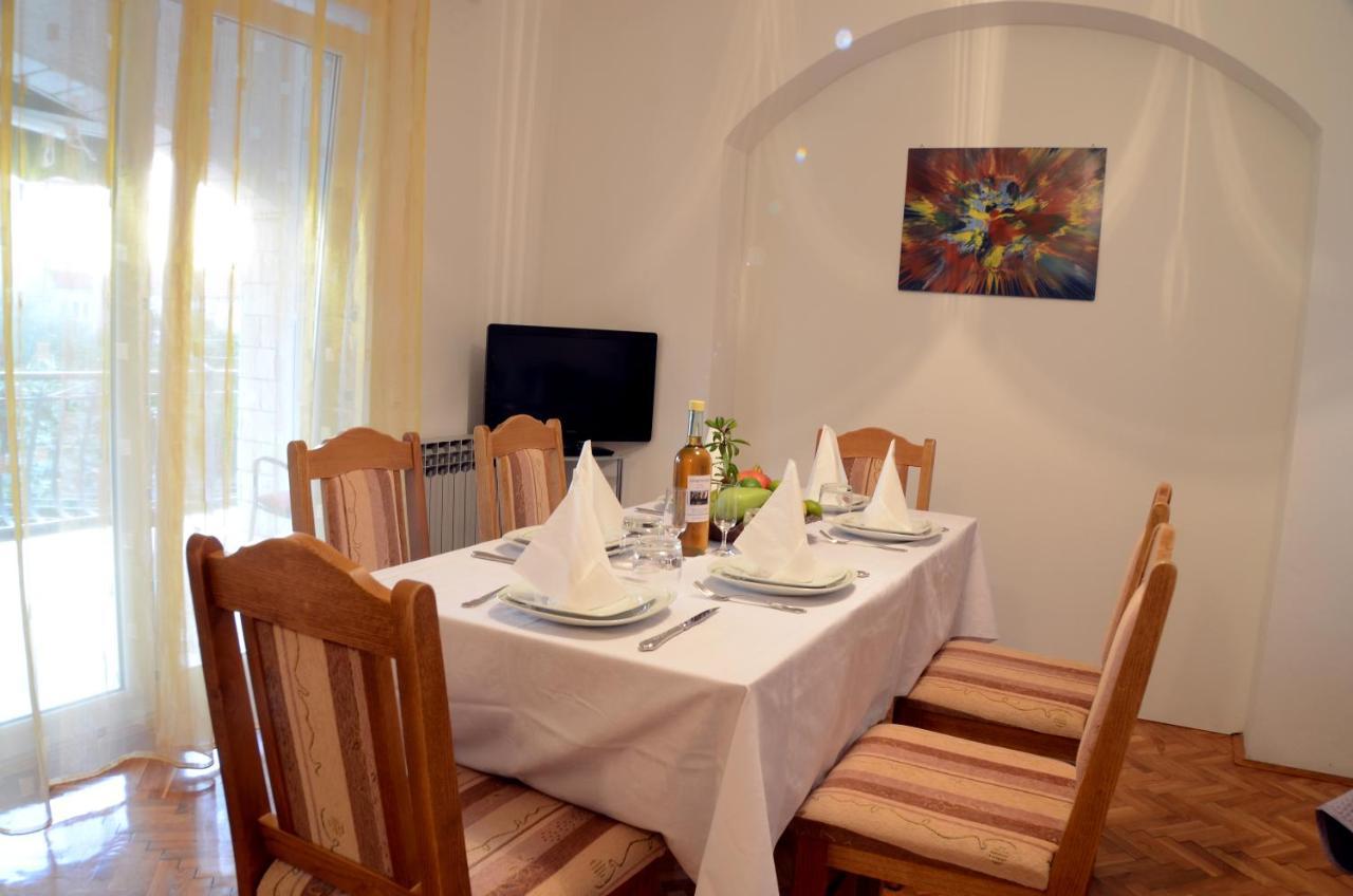 Dvosoban Apartman U Centru Grada Биоград-на-Мору Экстерьер фото